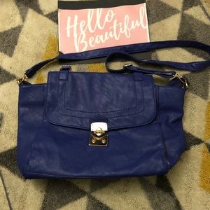 Donated ✨Royal Blue Justfab 👜 Purse✨
